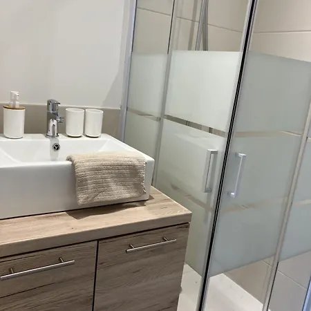 Studio N3 2 Pers A 300m Du Metro B, 25mn Eurexpo Oullins